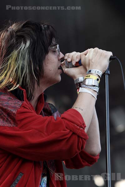 JULIAN CASABLANCAS - 2010-07-04 - BELFORT - Presqu'ile du Malsaucy - 